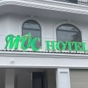 Bảng hiệu Mộc Hotel