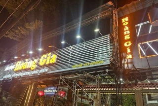 Ẩm thực Hoàng Gia