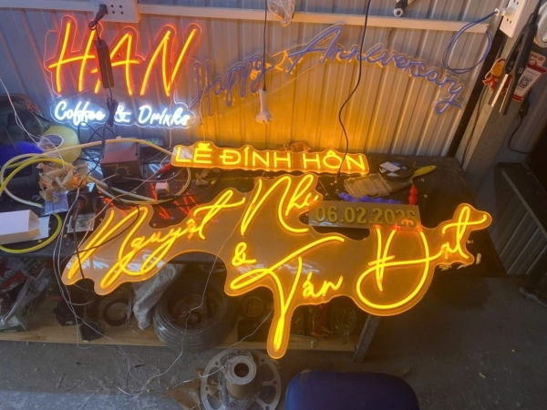 Bảng hiệu Lễ Đính Hôn